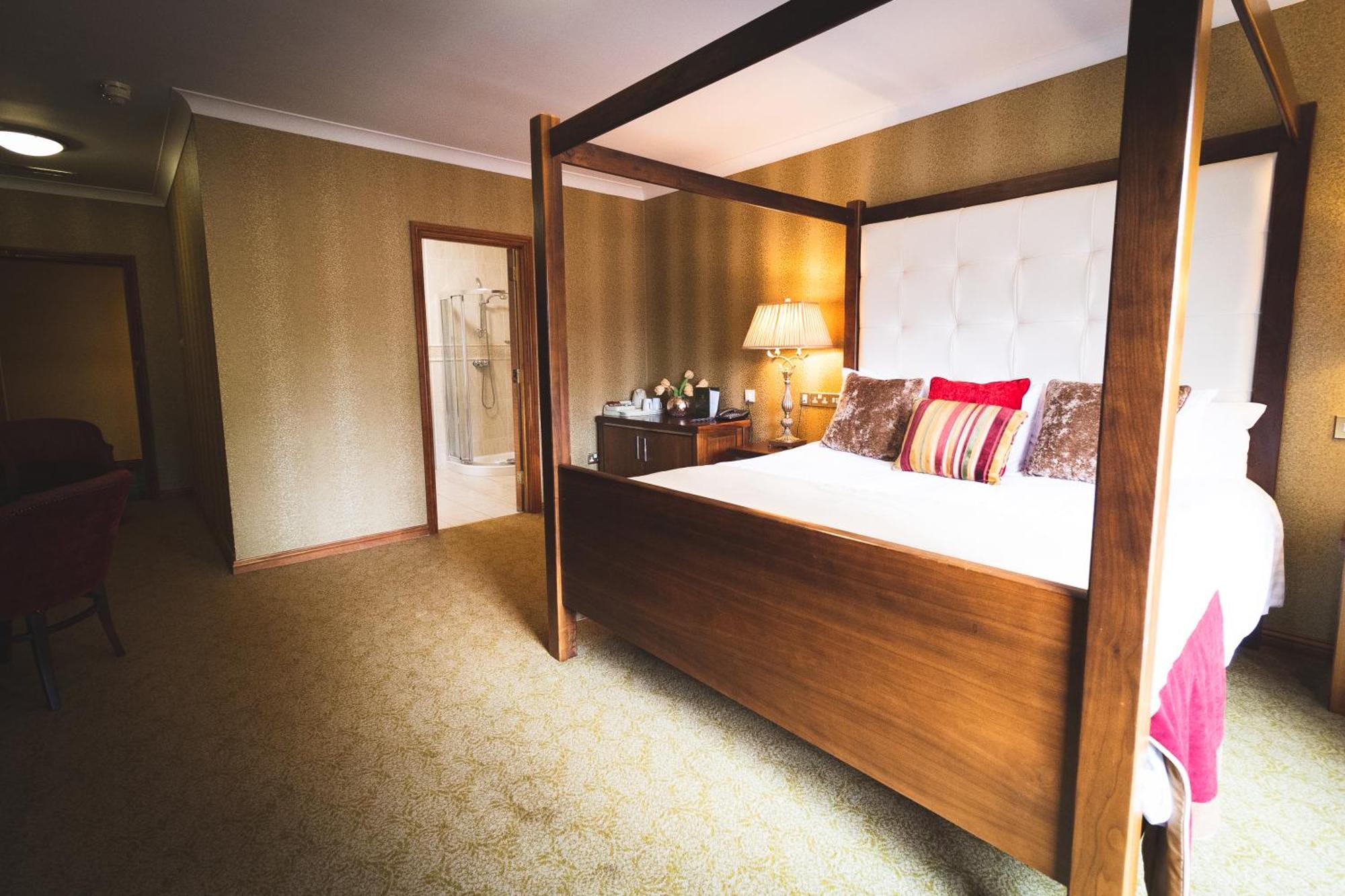O'Neill Arms Hotel Toome Екстер'єр фото