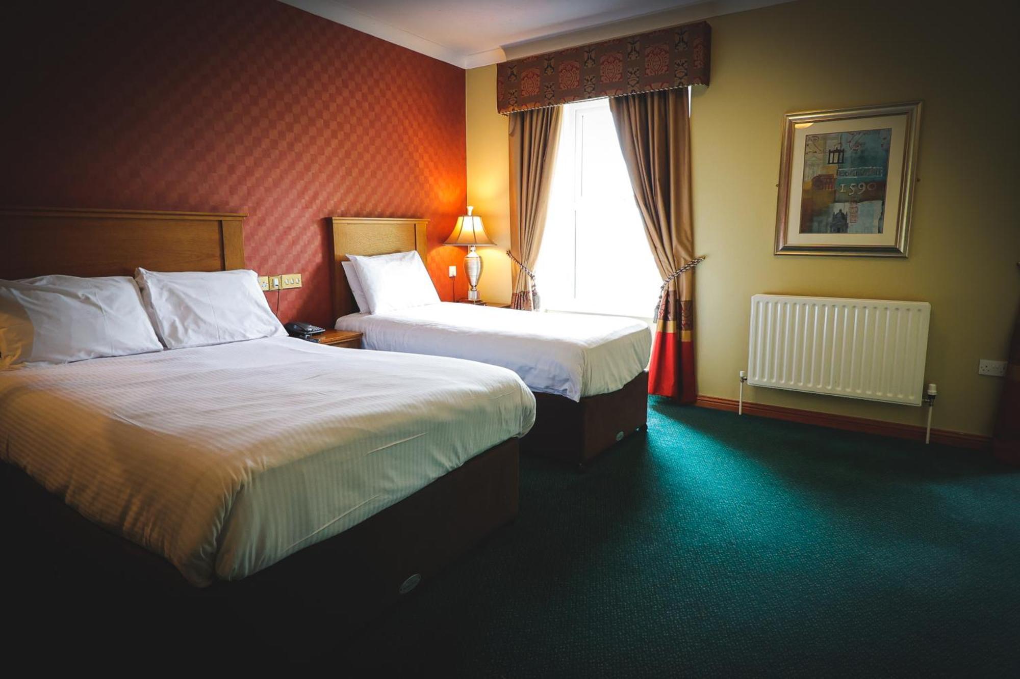 O'Neill Arms Hotel Toome Екстер'єр фото