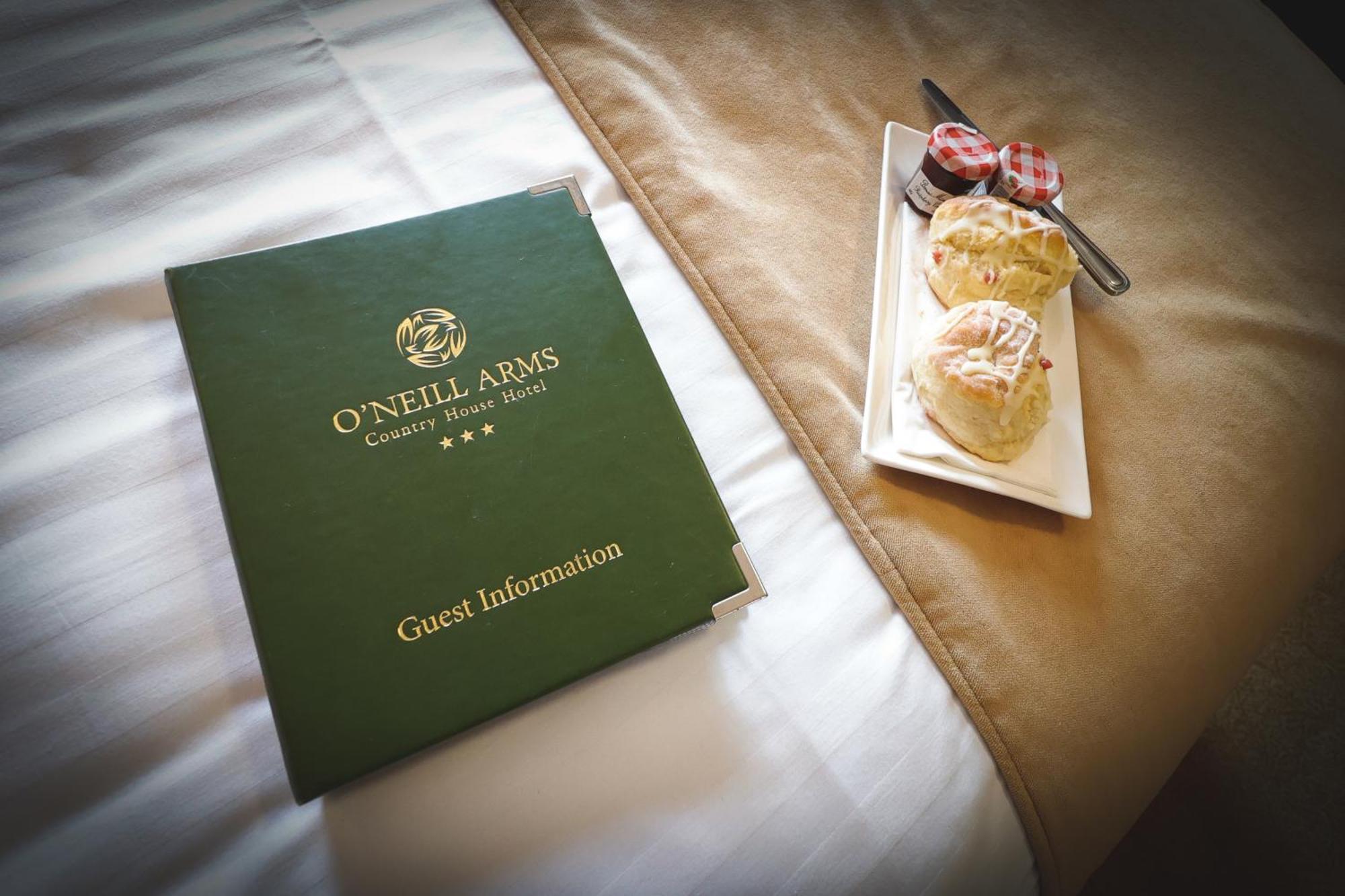 O'Neill Arms Hotel Toome Екстер'єр фото