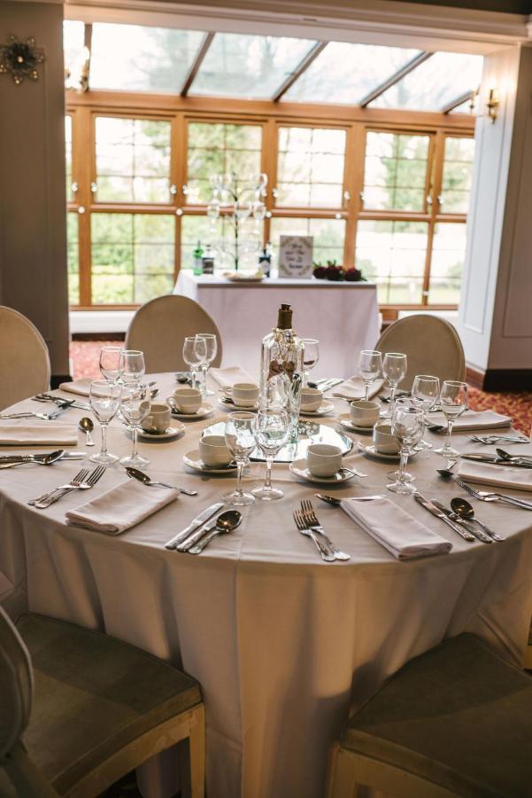 O'Neill Arms Hotel Toome Екстер'єр фото
